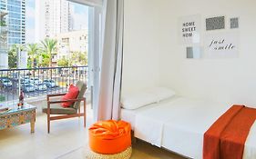 Habima Square Apartment